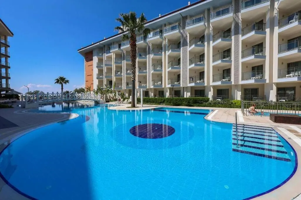 Luks Daire 5 Yildizli Otelde Kusadasi
