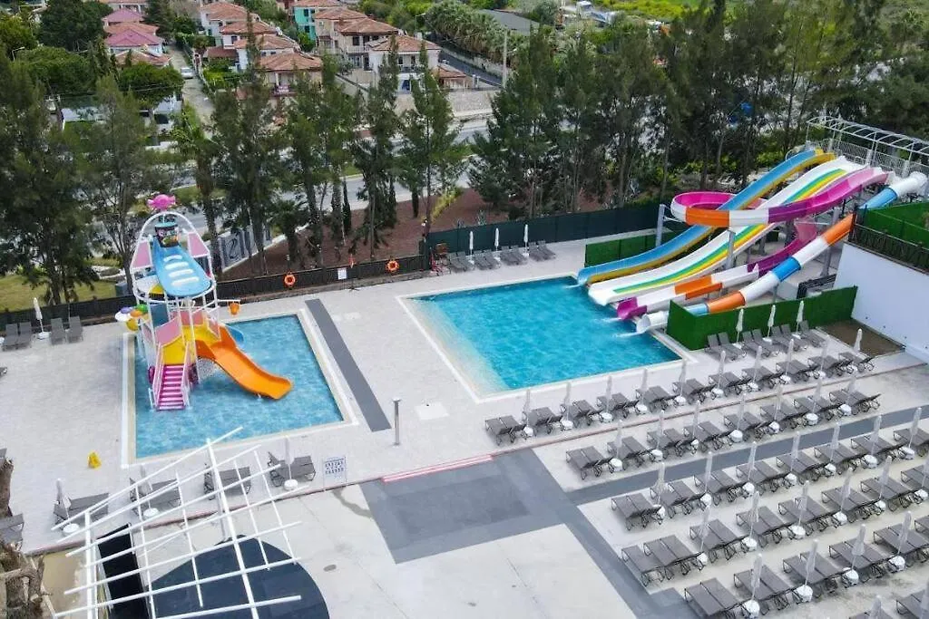 Luks Daire 5 Yildizli Otelde Kusadasi Turkey